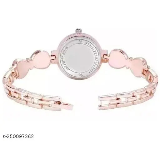 Trandy And beautiful Analog White Dial Watch With Heart Shape Rosegold Bracelet Combo Pack Of 2