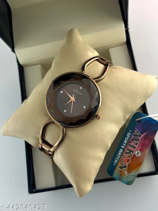 Trendy Brown Analog Watch For Women