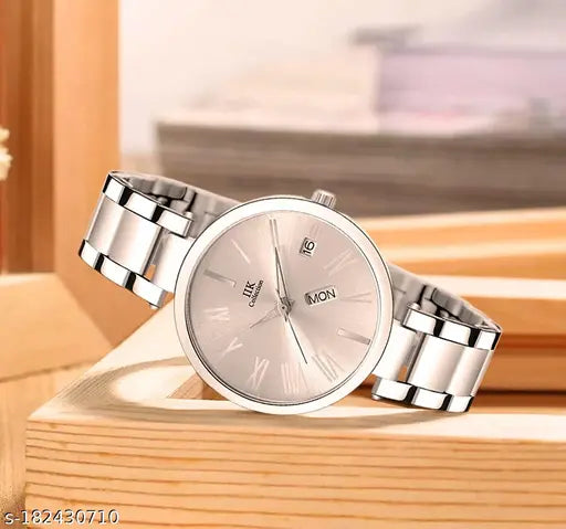 Trandy New Design Stainless Steel Analog Watch For Women