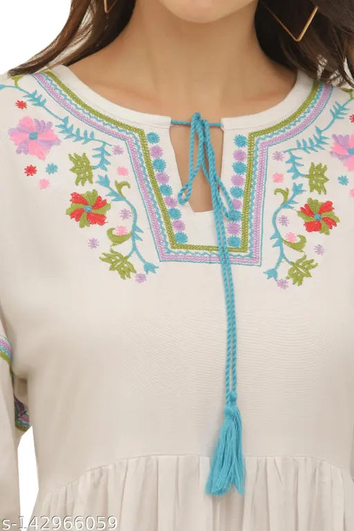 Women's Off-White Embroidered Round Neck Kurta: Best Valentine's Day Gifts for Women