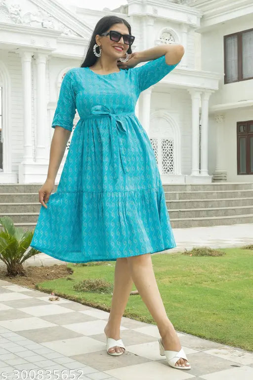 Elegant A line Cotton Dress In Solid Pattern