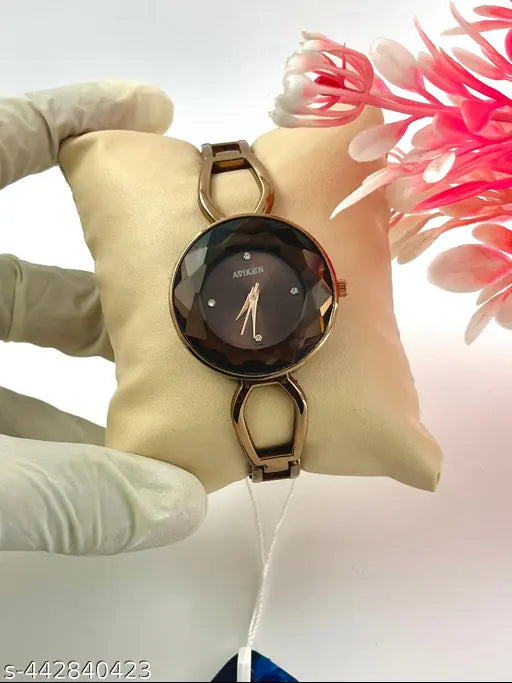 Trendy Brown Analog Watch For Women